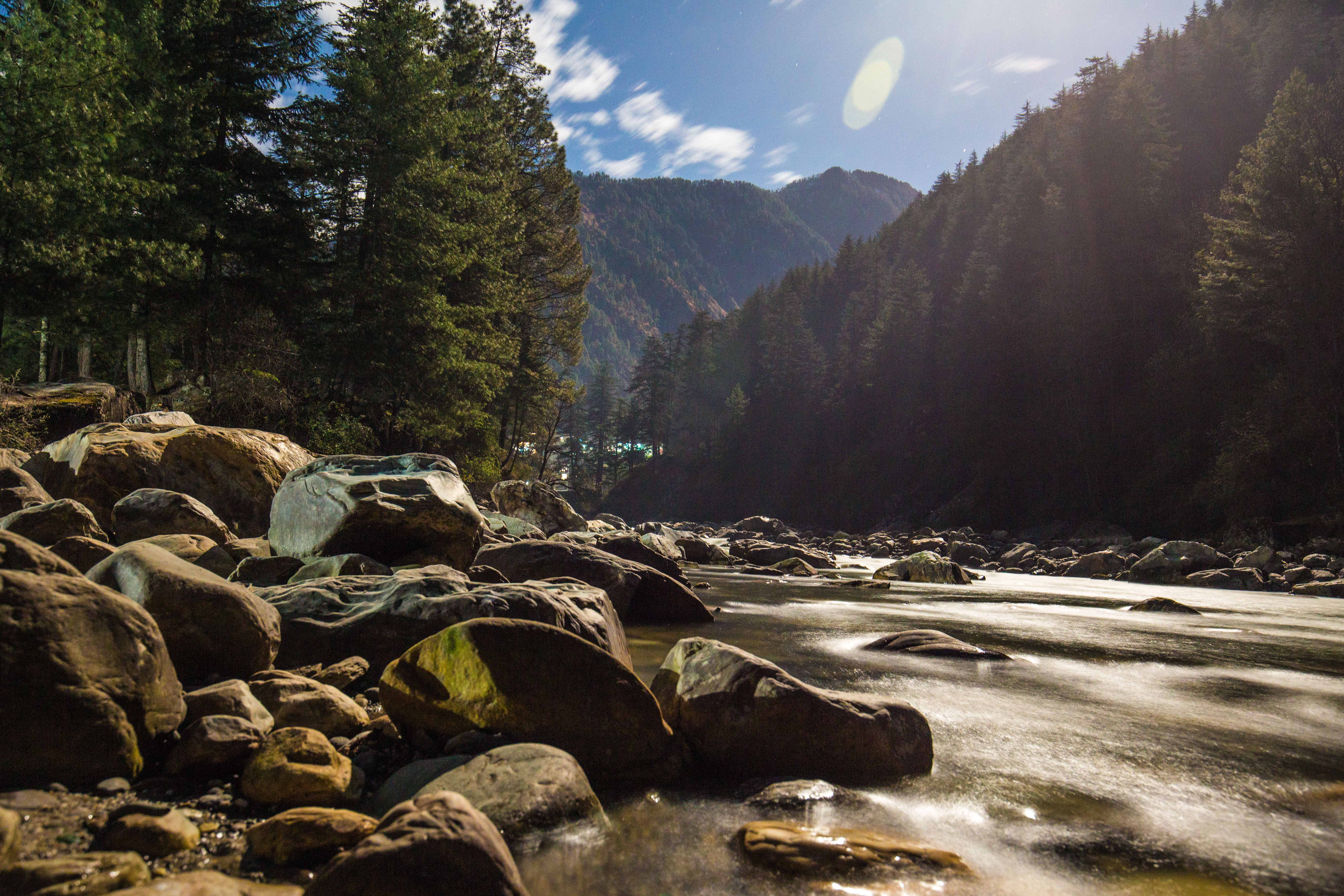 Solang Valley with snow and mountains in Manali